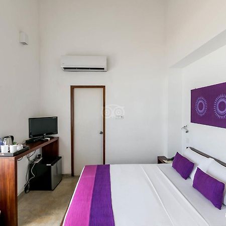 The Ocean Front By The Serendipity Collection Colombo Exterior photo