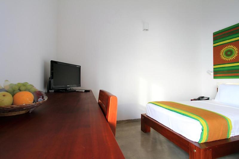 The Ocean Front By The Serendipity Collection Colombo Exterior photo