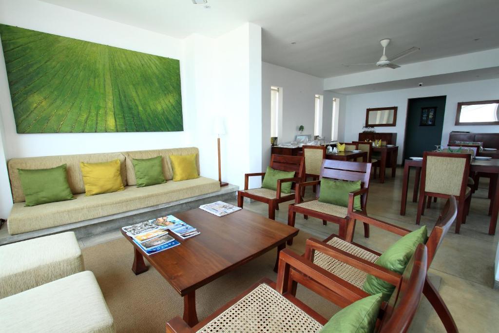 The Ocean Front By The Serendipity Collection Colombo Exterior photo